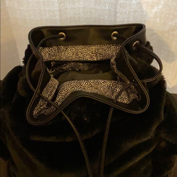 Mink fur backpack main image 5